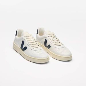 VEJA ZAP V-90 O.T LEATH