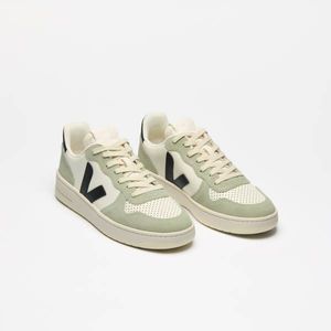 VEJA ZAP V-10 LEATHER