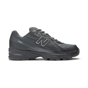 NEW BALANCE ZAP 740